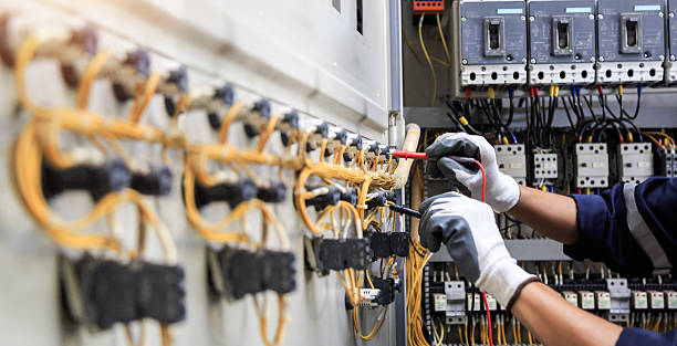 Professional Electrician technician working in Davison County County, SD